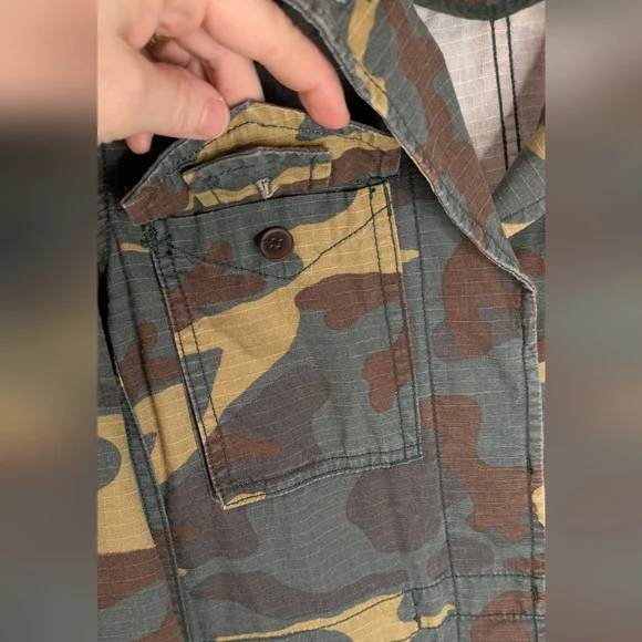 Madewell Camouflage Outbound Utility Jacket - Picture 8 of 10